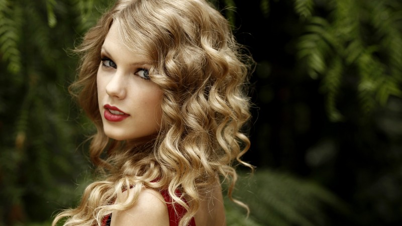 Taylor Swift, Taylor Alison Swift, artists, music, songwriter, actress red lips, hair, look, green (horizontal)