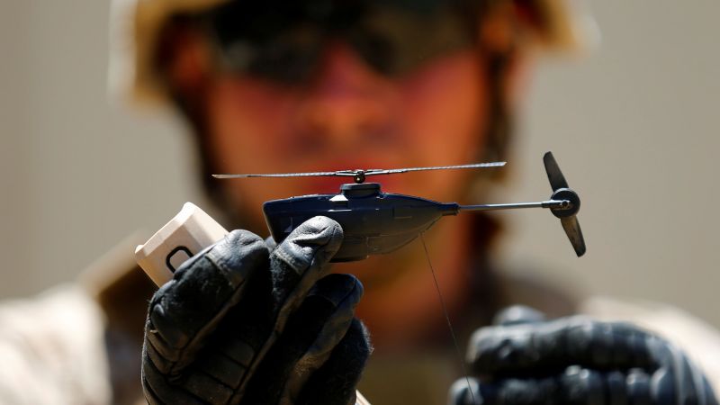 Black Hornet Nano, military drones, best drones (horizontal)