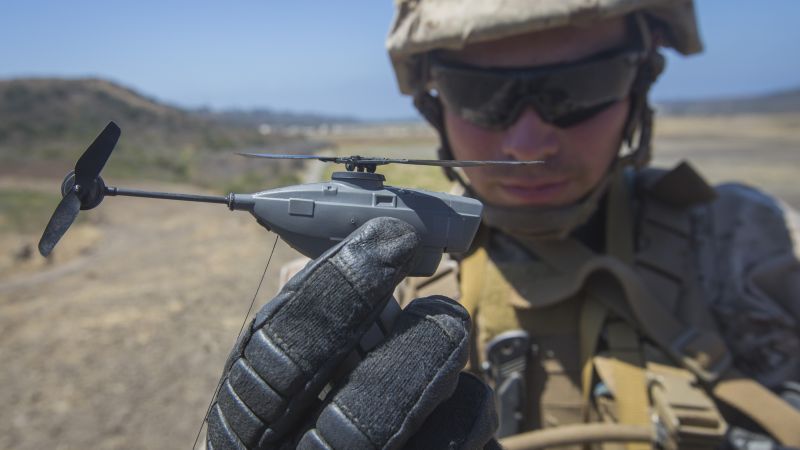 Black Hornet Nano, military drones, best drones (horizontal)