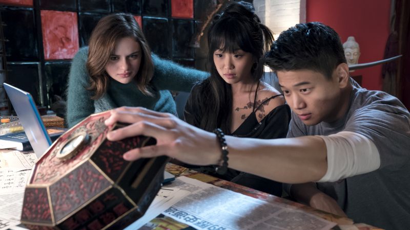 Wish Upon, Joey King, Ki Hong Lee, Alice Lee, best movies (horizontal)