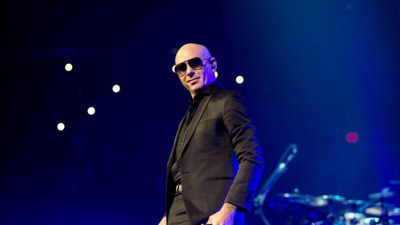 Pitbull, photo, 5k (horizontal)