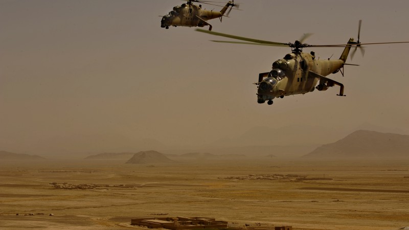 Mi-35, Mil, attack helicopter, Russian Army, Afganistan, desert, flight (horizontal)