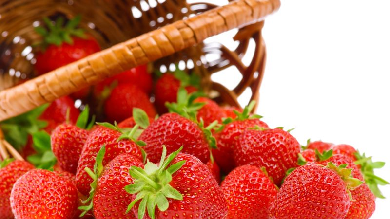 strawberry, 5k (horizontal)