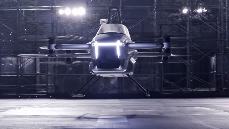 Toyota SkyDrive, flying taxi, 4K (horizontal)