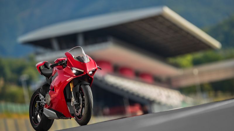 Ducati Panigale V4 S, 2020 bikes, 4K (horizontal)