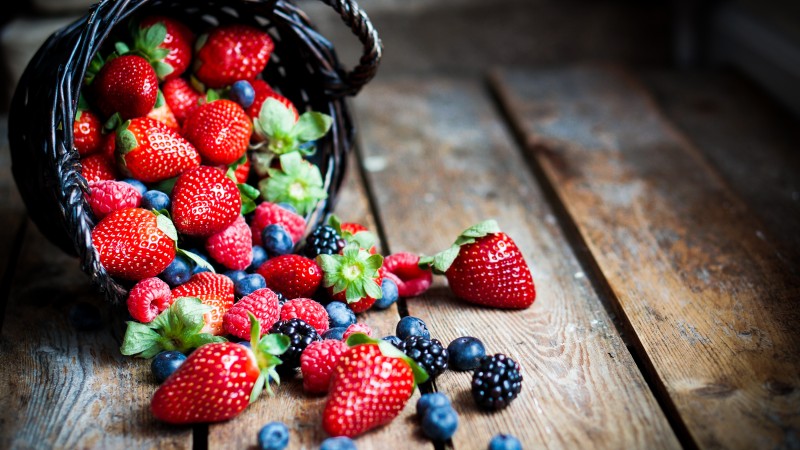 food, fruit, summer, berries, strawberry, raspberry, blackberry, basket. (horizontal)