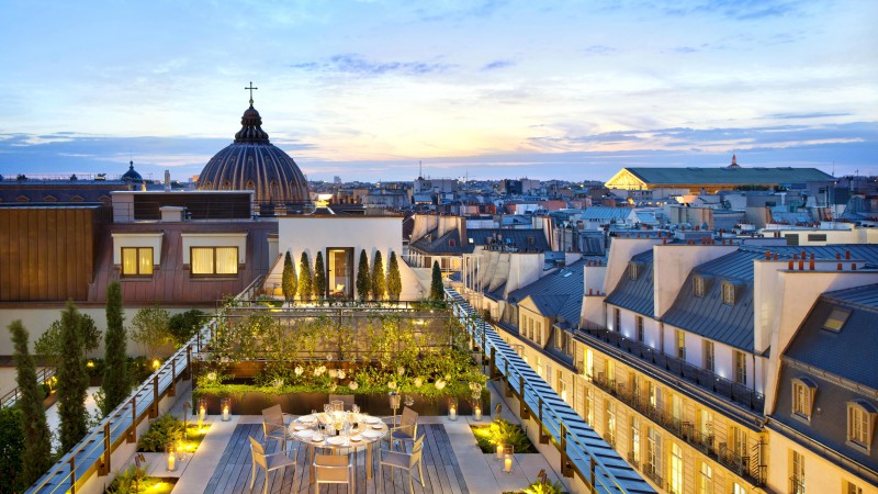 Royal Mandarin Suite, Paris, cafe, twilight, afternoon, hotel (horizontal)