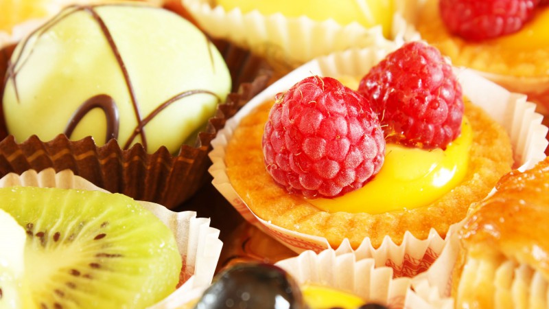 Cupcake, fruits, raspberry (horizontal)