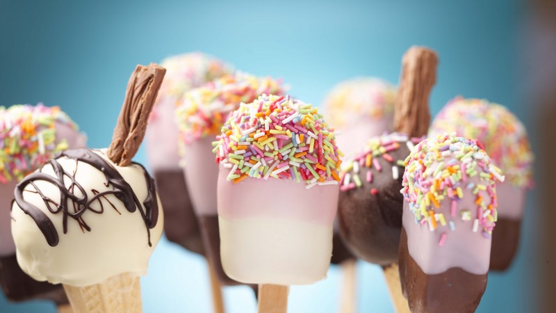 ice cream, cake pops, delicious, chocolate, strawberry, sugar sprinkling (horizontal)