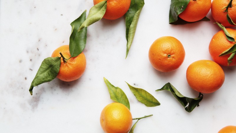 tangerines, leaves, background (horizontal)