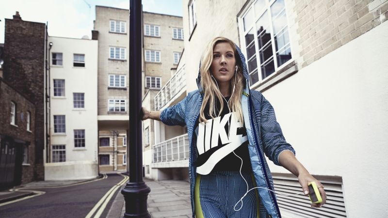 Ellie Goulding, Top music artist and bands, blond (horizontal)