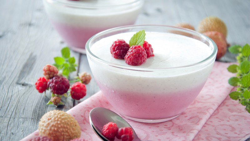 dairy souffle, milk, berries, raspberry, mint (horizontal)