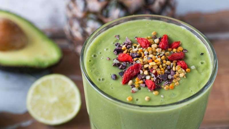 smoothies, lime, avocado, pineapple, goji berries, nuts (horizontal)