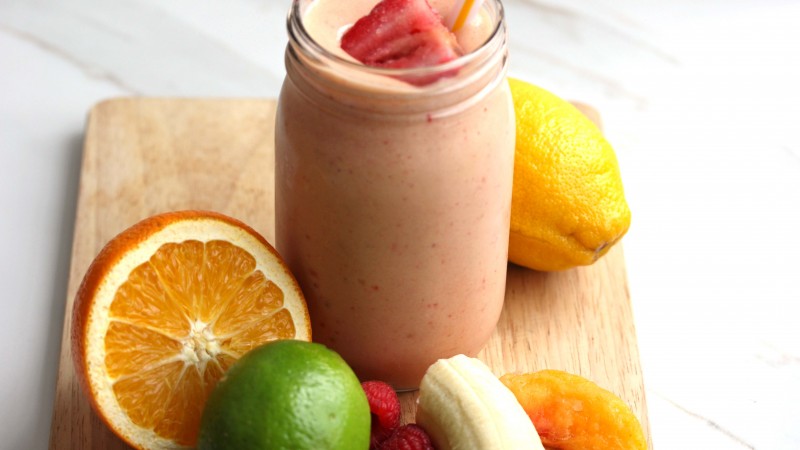 smoothies, fruit, lime, lemon, strawberry, banana, orange, bank,  (horizontal)