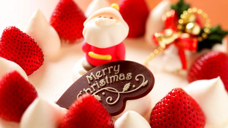 Cake, Christmas, strawberry, Santa Claus, bells (horizontal)