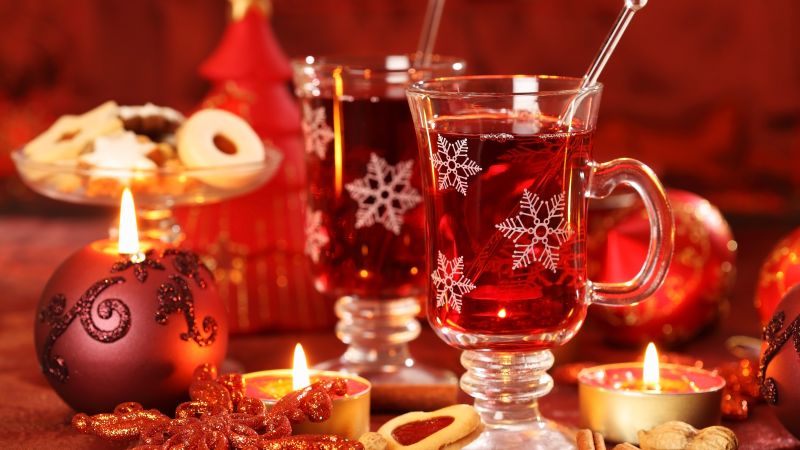 Mulled wine, candle, biscuits, cinnamon, decorations, peanuts, Christmas (horizontal)