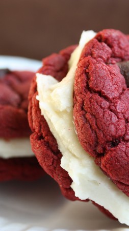 cookies, red velvet, sandwich, chocolate, cream, cooking, recipe (vertical)