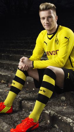 Marco Reus, football, German Soccer Player (vertical)