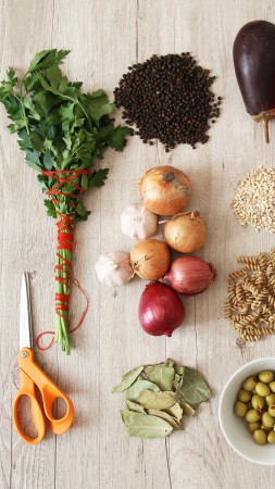 food, still life, vegetables (vertical)