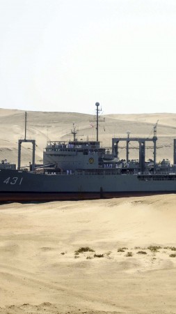 Kharg, replenishment oiler, Ol-class, Iranian Navy, warship, convoy, Suez Canal (vertical)