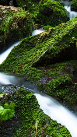 Waterfall, Ireland, 5K (vertical)