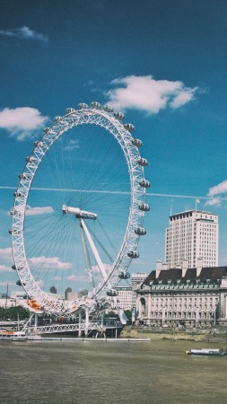 London Eye, Thames, London, England (vertical)