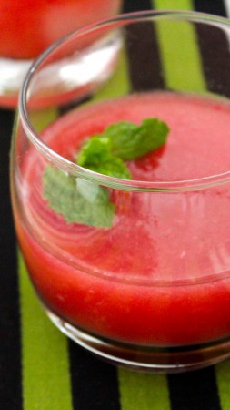 smoothies, watermelon, mint, strawberry,  (vertical)