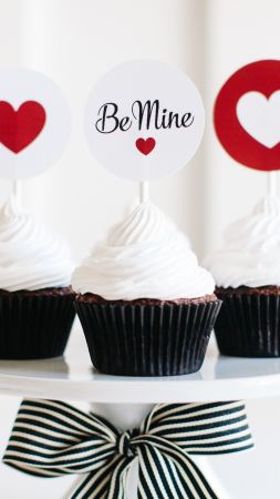 Valentine's Day, cupcake, cake, heart, love (vertical)