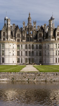 Chambord, France, Loir-et-Cher Chambord, Chateau, Castle, travel, vacation, lake, sea, water, green grass, landscape (vertical)