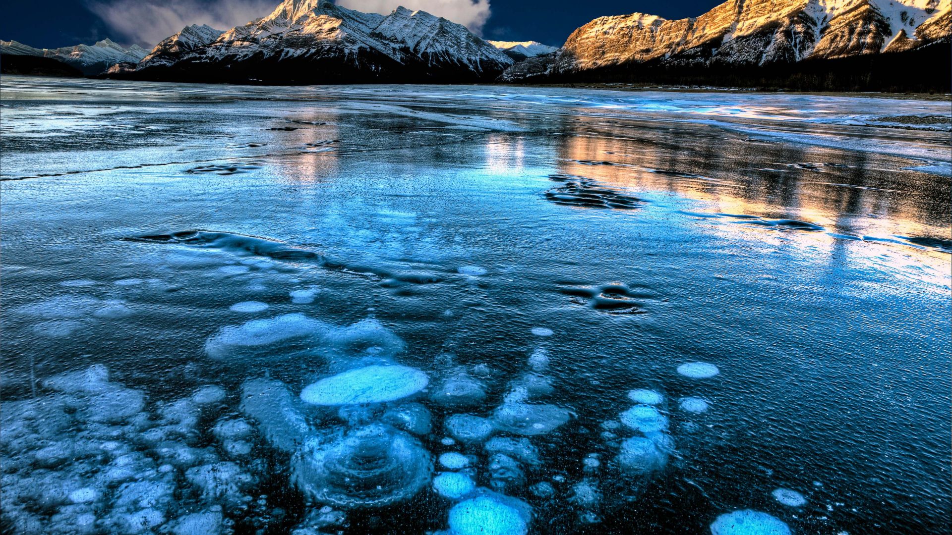 Abraham Lake, Canada, mountain, ice, 4k (horizontal)