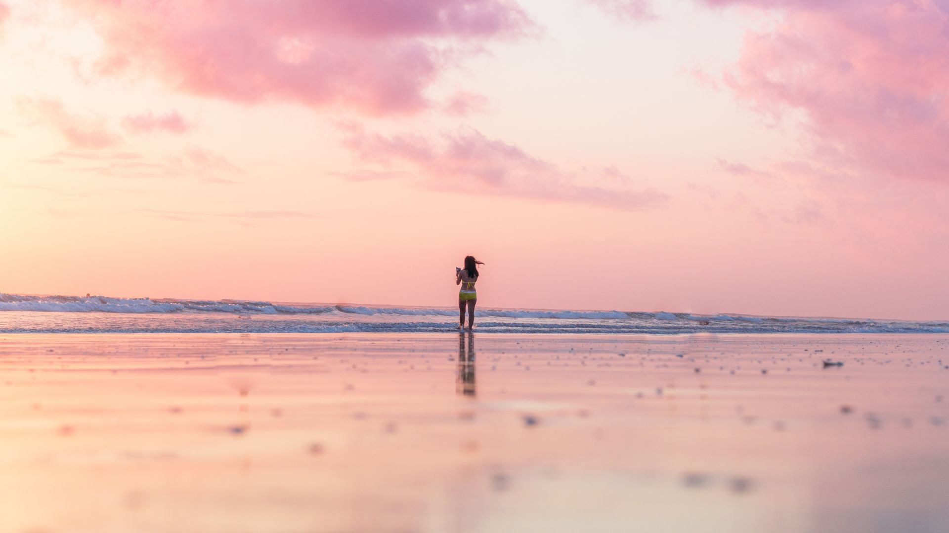 Turquoise, beach, girl, 4K (horizontal)