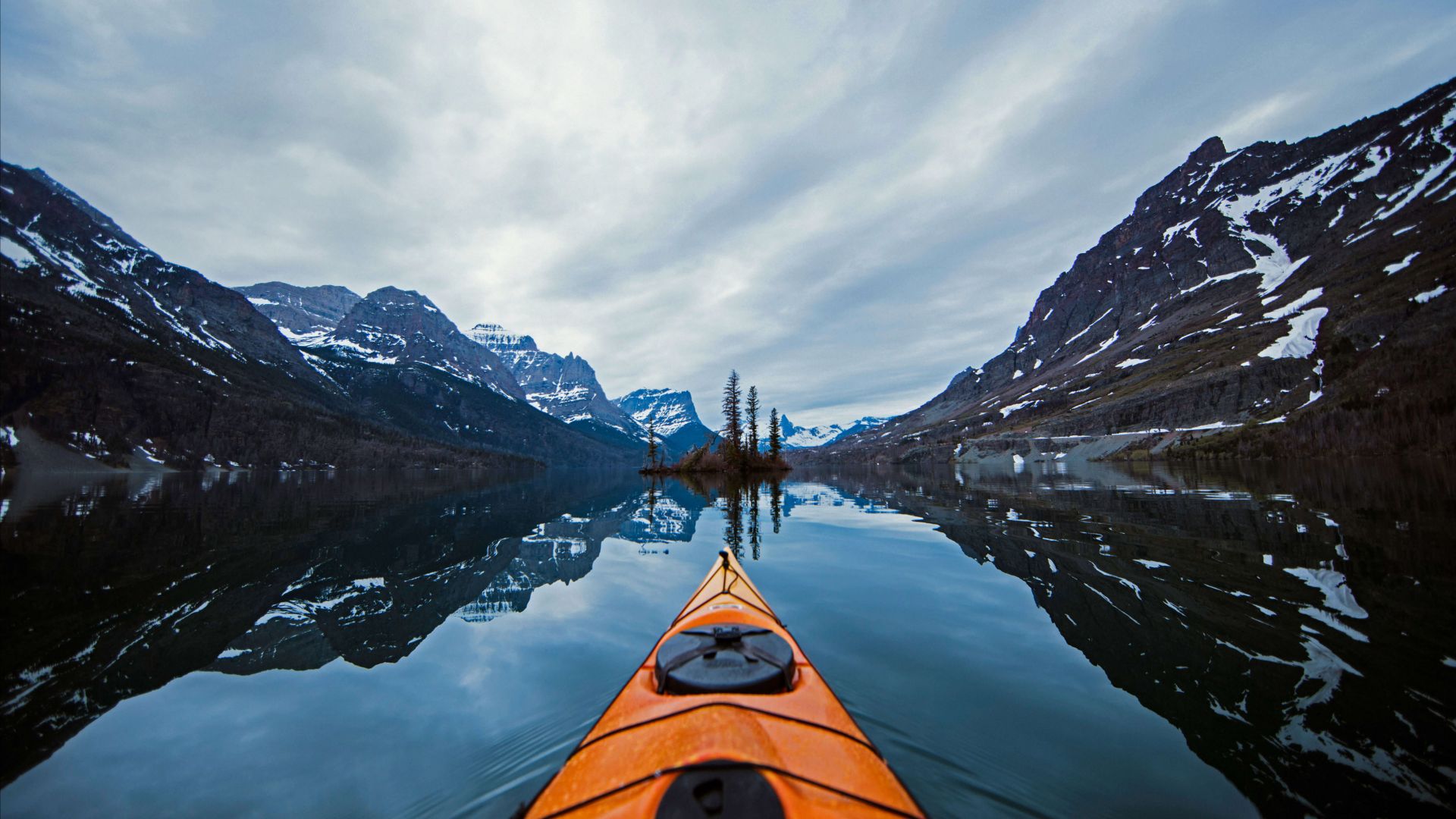 Glacier National Park, Montana, canoe, snow, winter, 5K (horizontal)