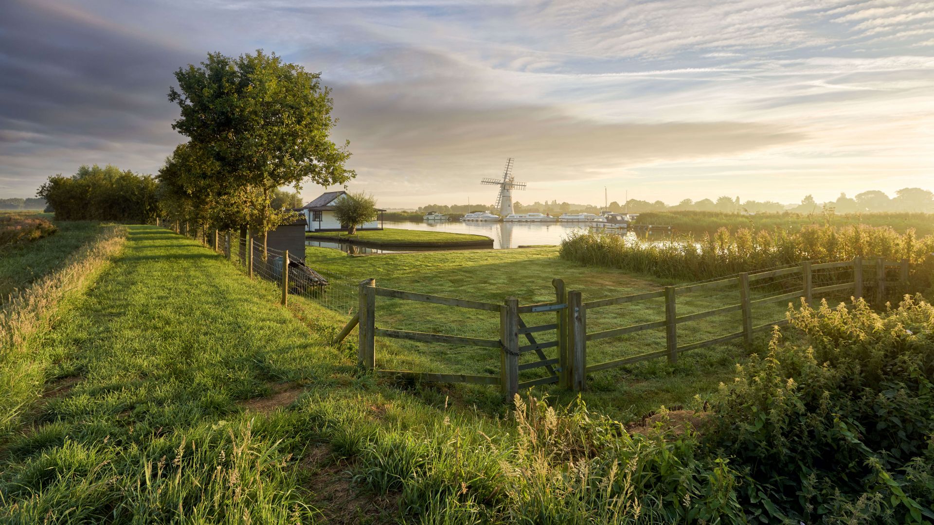 park, Thurne, Norfolk, summer, grass, sky, 8K (horizontal)