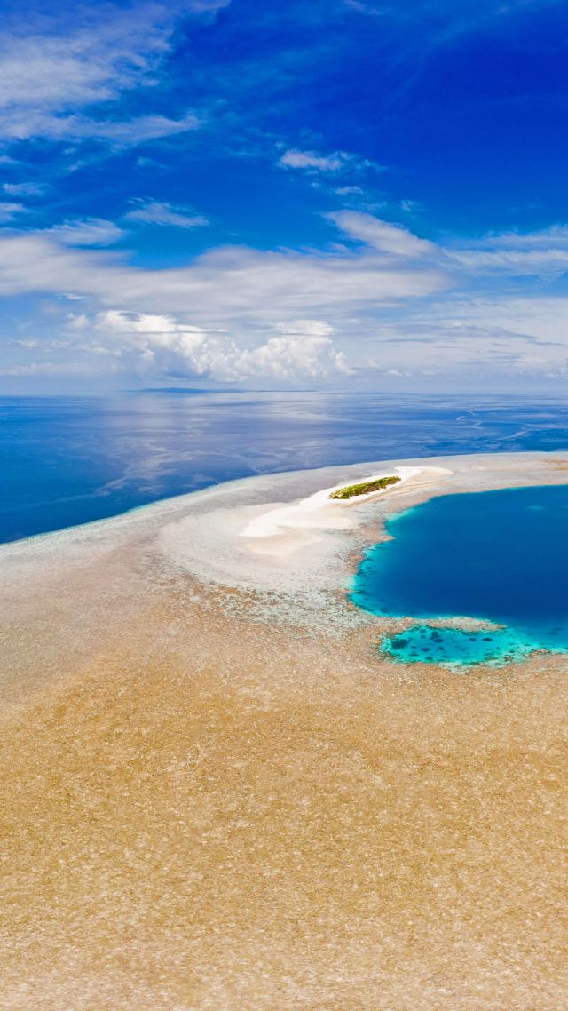 Wakatobi National Park, Indonesia, ocean, sky, summer, 8K (vertical)