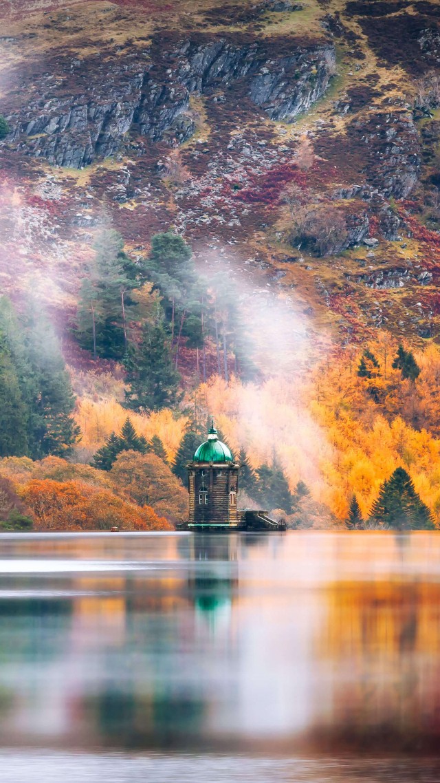 autumn, lake, Elan Valley, Rhayader, 5K (vertical)