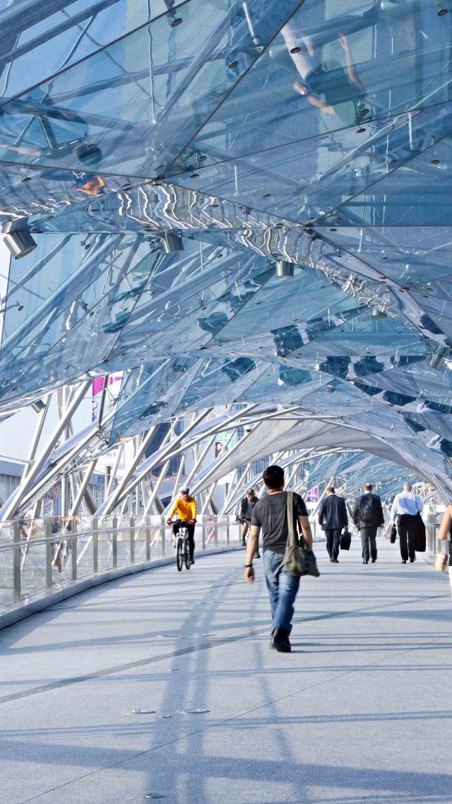 Helix Bridge, Singapure, Travel, Tourism (vertical)